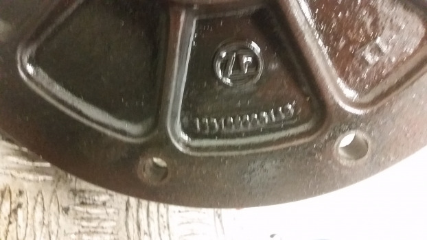 Deutz Agrotron 150 Mk3 Rear Axle Cover Plate 001029712 - Rear axle: picture 2 Deutz Agrotron 150 Mk3 Rear Axle Cover Plate 001029712 - Rear axle: picture 2