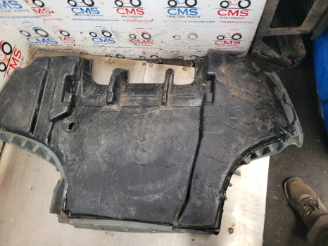 Deutz Agrotron M, New, Profiline Series M620 Cab Floor Mat 0.012.6504.2/10 - Cab and interior: picture 5 Deutz Agrotron M, New, Profiline Series M620 Cab Floor Mat 0.012.6504.2/10 - Cab and interior: picture 5