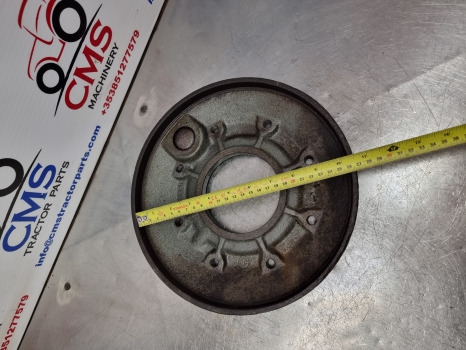 Deutz D 6806, Dx3, 7807, 6807, Rear Axle Flange Cover 04333820 - Rear axle: picture 3 Deutz D 6806, Dx3, 7807, 6807, Rear Axle Flange Cover 04333820 - Rear axle: picture 3