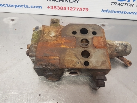 Deutz D07 7807,dx 120, 140, 160 Hydraulic Spool Valve 03593591 4335264r - Hydraulic valve for Farm tractor: picture 5 Deutz D07 7807,dx 120, 140, 160 Hydraulic Spool Valve 03593591 4335264r - Hydraulic valve for Farm tractor: picture 5