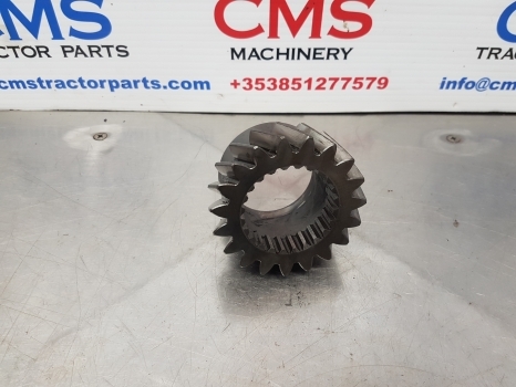 Deutz D7807c, 06, 07, Dx 3.90, Dx3.70, D6806 Transmission Gear Z 19 04306932 - Propeller shaft for Farm tractor: picture 4 Deutz D7807c, 06, 07, Dx 3.90, Dx3.70, D6806 Transmission Gear Z 19 04306932 - Propeller shaft for Farm tractor: picture 4