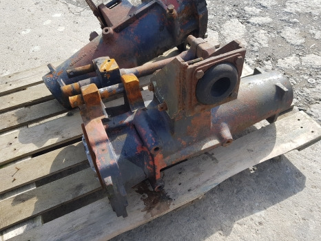 Deutz Dx110, Dx120 Rear Axle Housing Lhs 4328907r, 4328907r1h1, 4374054 - Rear axle: picture 1 Deutz Dx110, Dx120 Rear Axle Housing Lhs 4328907r, 4328907r1h1, 4374054 - Rear axle: picture 1