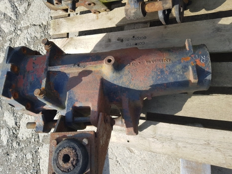 Deutz Dx110, Dx120 Rear Axle Housing Rhs 4328905r, 4328905r1h1, 04374053 - Rear axle: picture 1 Deutz Dx110, Dx120 Rear Axle Housing Rhs 4328905r, 4328905r1h1, 04374053 - Rear axle: picture 1