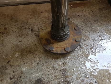 Deutz Dxab110, Dx120, Dx6.10 Rear Axle Drive Shaft 04373701, 4373701 - Rear axle: picture 2 Deutz Dxab110, Dx120, Dx6.10 Rear Axle Drive Shaft 04373701, 4373701 - Rear axle: picture 2