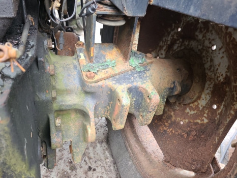 Deutz-fahr Dx4.57 Rear Half Axle Rhs 04380596, 04398340 - Rear axle: picture 1 Deutz-fahr Dx4.57 Rear Half Axle Rhs 04380596, 04398340 - Rear axle: picture 1
