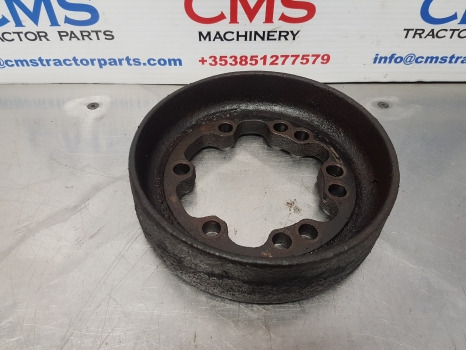 Fendt 724 S4, 700 Series Front Axle Differential Cover 4475465151, F743300020160 - Front axle: picture 3 Fendt 724 S4, 700 Series Front Axle Differential Cover 4475465151, F743300020160 - Front axle: picture 3