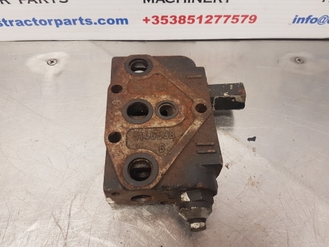 Fiat F110, F115, F120, F130, F140, Dt Spool Control Valve Body 5146538, 5161888 - Hydraulic valve for Farm tractor: picture 3 Fiat F110, F115, F120, F130, F140, Dt Spool Control Valve Body 5146538, 5161888 - Hydraulic valve for Farm tractor: picture 3