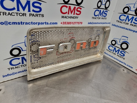 Ford 2000, 3000, 4000, 5000, 4110, Cab Front Grill Genuine 81823928, - Grill: picture 2 Ford 2000, 3000, 4000, 5000, 4110, Cab Front Grill Genuine 81823928, - Grill: picture 2