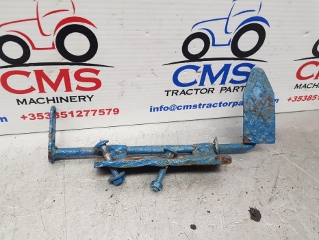 Ford 2000, 3000 Foot Throttle, Accelerator Control Pedal - Fuel processing/ Fuel delivery for Farm tractor: picture 1 Ford 2000, 3000 Foot Throttle, Accelerator Control Pedal - Fuel processing/ Fuel delivery for Farm tractor: picture 1
