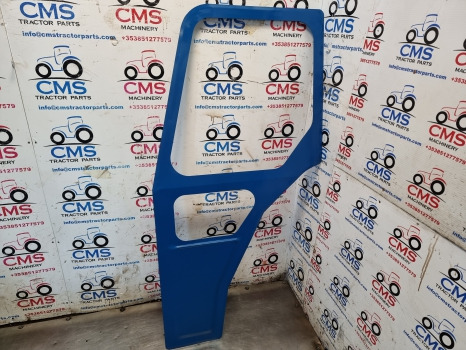 Ford 4000, 5000, 6000, 7000 Cab Door Frame Lhs 81834250 - Door and parts: picture 1 Ford 4000, 5000, 6000, 7000 Cab Door Frame Lhs 81834250 - Door and parts: picture 1