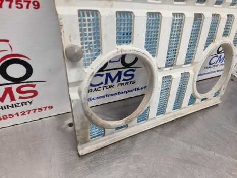 Ford 4000, 5000, 7000 Front Grille Original With Defects D1nn8151b - Grill: picture 4 Ford 4000, 5000, 7000 Front Grille Original With Defects D1nn8151b - Grill: picture 4
