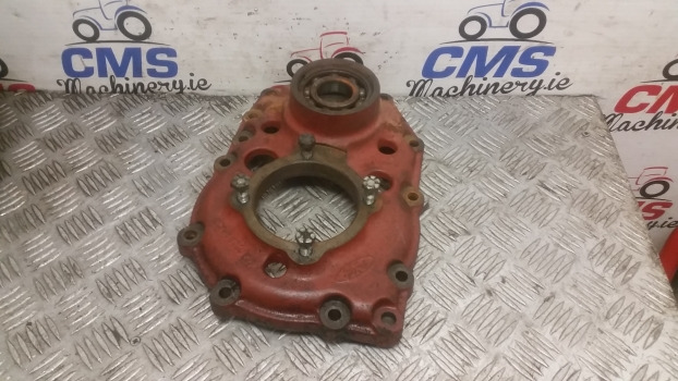 Ford 7610, 8210, 7810 10 Series Transmission Cover 83924960, E0nn7049ba - Gearbox: picture 1 Ford 7610, 8210, 7810 10 Series Transmission Cover 83924960, E0nn7049ba - Gearbox: picture 1