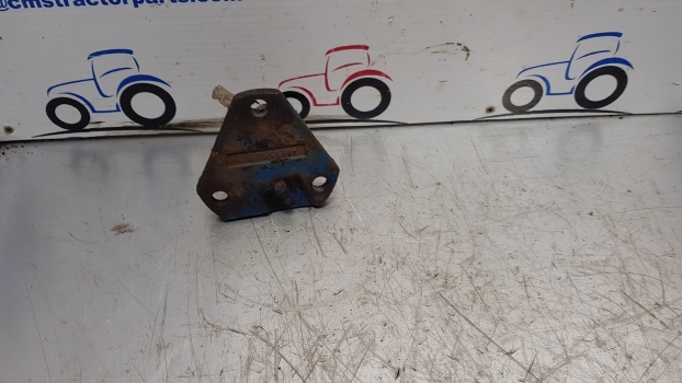 Ford , Case King Pin 44723541881 - Steering for Farm tractor: picture 1 Ford , Case King Pin 44723541881 - Steering for Farm tractor: picture 1
