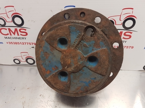 Ford Front Axle Hub Plate Hat 4472451020 - Hub for Farm tractor: picture 4 Ford Front Axle Hub Plate Hat 4472451020 - Hub for Farm tractor: picture 4