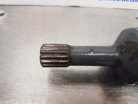 Ford New Holland Ts110, Ts And 40 Series 4wd Propeller Drive Shaft 82011577 - Propeller shaft for Farm tractor: picture 2 Ford New Holland Ts110, Ts And 40 Series 4wd Propeller Drive Shaft 82011577 - Propeller shaft for Farm tractor: picture 2