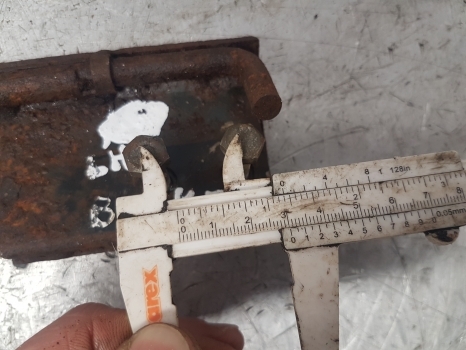 Ford Q, Lp, Ap Cab Brake Pedal Kit 40, 30 Mm - Pedal for Farm tractor: picture 3 Ford Q, Lp, Ap Cab Brake Pedal Kit 40, 30 Mm - Pedal for Farm tractor: picture 3