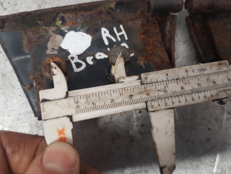 Ford Q, Lp, Ap Cab Brake Pedal Kit 40, 30 Mm - Pedal for Farm tractor: picture 2 Ford Q, Lp, Ap Cab Brake Pedal Kit 40, 30 Mm - Pedal for Farm tractor: picture 2