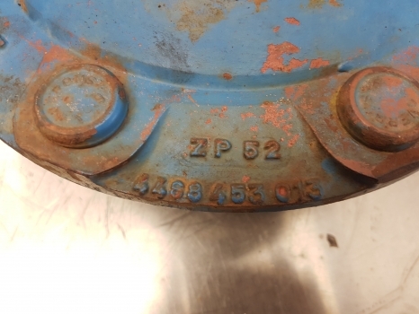 Ford Tw 20 Front Axle Hub Bolt Plate Ford 4468453013, Zp1927708, 4468453013 - Hub for Farm tractor: picture 5 Ford Tw 20 Front Axle Hub Bolt Plate Ford 4468453013, Zp1927708, 4468453013 - Hub for Farm tractor: picture 5