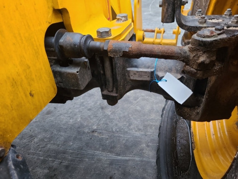 Jcb 542-70 Ag Sd70 Front axle housing rhs 458/20737, 458/m0346 - Front axle: picture 2 Jcb 542-70 Ag Sd70 Front axle housing rhs 458/20737, 458/m0346 - Front axle: picture 2