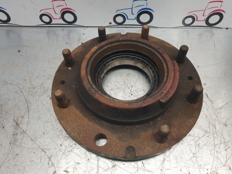 John Deere 3040 Zf Apl345/350 Front Axle Hub Bolt Plate 4472353140, L40207 - Hub for Farm tractor: picture 1 John Deere 3040 Zf Apl345/350 Front Axle Hub Bolt Plate 4472353140, L40207 - Hub for Farm tractor: picture 1