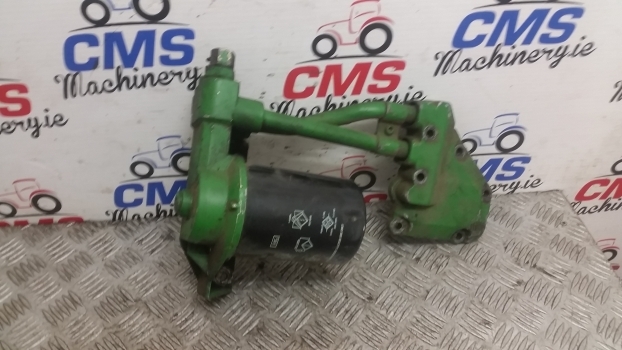 John Deere 6110 Oil Filter Head And Adapter Fitting Re503727, Re519885, R501436 - Oil filter for Farm tractor: picture 2 John Deere 6110 Oil Filter Head And Adapter Fitting Re503727, Re519885, R501436 - Oil filter for Farm tractor: picture 2