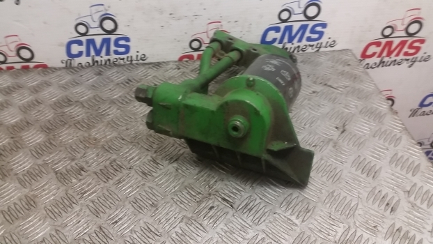 John Deere 6110 Oil Filter Head And Adapter Fitting Re503727, Re519885, R501436 - Oil filter for Farm tractor: picture 3 John Deere 6110 Oil Filter Head And Adapter Fitting Re503727, Re519885, R501436 - Oil filter for Farm tractor: picture 3