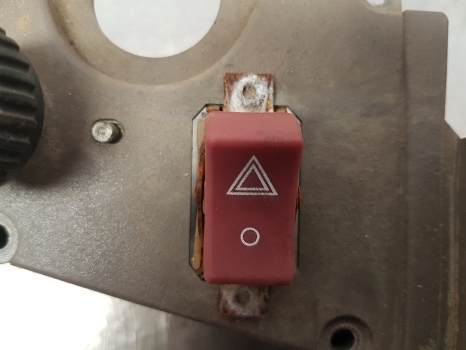 John Deere 6115m, 7330, 7520, 6195m Instrument Panel Bracket R110366, L175476 - Dashboard for Farm tractor: picture 5 John Deere 6115m, 7330, 7520, 6195m Instrument Panel Bracket R110366, L175476 - Dashboard for Farm tractor: picture 5