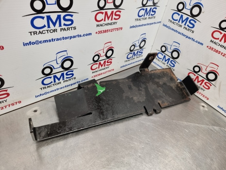 John Deere 6145r, 6r Series, Hydraullic Reservoir Bracket Al203235 - Hydraulics: picture 2 John Deere 6145r, 6r Series, Hydraullic Reservoir Bracket Al203235 - Hydraulics: picture 2