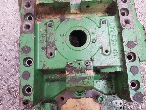 John Deere 6400, 6100, 6200, 6300, 6500 Rear Pto Housing L76333, Al76176 - Transmission for Farm tractor: picture 5 John Deere 6400, 6100, 6200, 6300, 6500 Rear Pto Housing L76333, Al76176 - Transmission for Farm tractor: picture 5