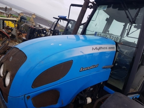 Landini Mythos 90, Mythos 100, Mythos 105 Hood Bonnet 3652905m92, 3652905m94 - Hood for Farm tractor: picture 1 Landini Mythos 90, Mythos 100, Mythos 105 Hood Bonnet 3652905m92, 3652905m94 - Hood for Farm tractor: picture 1