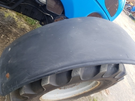 Landini Vision 105 Mythos 100 Cab Mudguard Fender Front Kit - Fender for Farm tractor: picture 5 Landini Vision 105 Mythos 100 Cab Mudguard Fender Front Kit - Fender for Farm tractor: picture 5