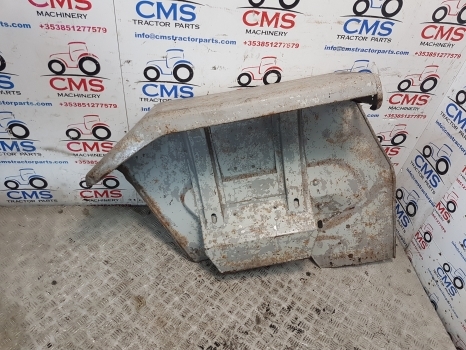 Massey Ferguson 135 Mudguard Rhs 1884878m91 - Fender for Agricultural machinery: picture 1 Massey Ferguson 135 Mudguard Rhs 1884878m91 - Fender for Agricultural machinery: picture 1