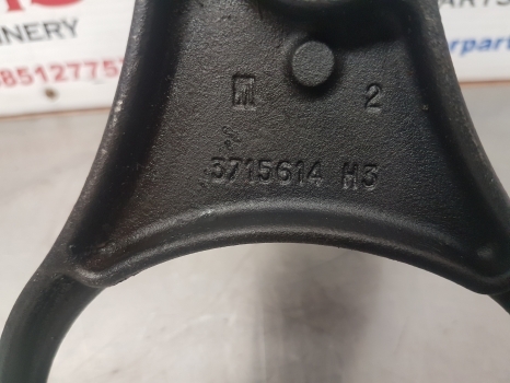 Massey Ferguson 5455 Fork Gearbox
1/2 3715614h3, 3715614m2, 3715615, 3715614m3 - Gearbox and parts for Farm tractor: picture 5 Massey Ferguson 5455 Fork Gearbox
1/2 3715614h3, 3715614m2, 3715615, 3715614m3 - Gearbox and parts for Farm tractor: picture 5
