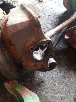 Massey Ferguson 6180 Front Axle Ag125 Hub Lhs Assy 3902403m92, 3429961m91 - Front axle for Farm tractor: picture 4 Massey Ferguson 6180 Front Axle Ag125 Hub Lhs Assy 3902403m92, 3429961m91 - Front axle for Farm tractor: picture 4