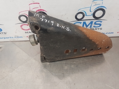 Massey Ferguson 7719 Class Series, Mudguard Support Rhs 4273671m1, 0011450330 - Fender for Farm tractor: picture 2 Massey Ferguson 7719 Class Series, Mudguard Support Rhs 4273671m1, 0011450330 - Fender for Farm tractor: picture 2