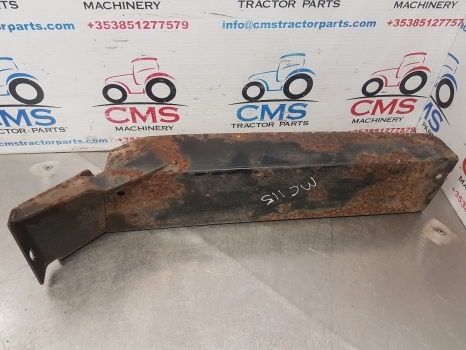 Mccormick Mc115, Case Cx50, Cx60 Mx Maxxum 170mudguard Support Rhs 246768a3 - Fender for Farm tractor: picture 2 Mccormick Mc115, Case Cx50, Cx60 Mx Maxxum 170mudguard Support Rhs 246768a3 - Fender for Farm tractor: picture 2