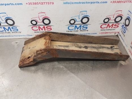 Mccormick Mc115, Case Cx50, Cx60 Mx Maxxum 170mudguard Support Rhs 246768a3 - Fender for Farm tractor: picture 3 Mccormick Mc115, Case Cx50, Cx60 Mx Maxxum 170mudguard Support Rhs 246768a3 - Fender for Farm tractor: picture 3
