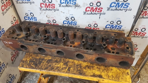 New Holland Case Tm, Mxm 120, 130, 140 Engine Cylinder Head 87802943, 84135249 - Motorhead: picture 1 New Holland Case Tm, Mxm 120, 130, 140 Engine Cylinder Head 87802943, 84135249 - Motorhead: picture 1