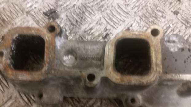 Intake manifold for Farm tractor New Holland T5.100, T5.110, T5.120 Engine Air Intake Manifold Spacer 5801701355: picture 6 Intake manifold for Farm tractor New Holland T5.100, T5.110, T5.120 Engine Air Intake Manifold Spacer 5801701355: picture 6