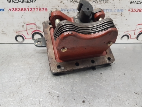New Holland T5, T6, T6000, Tsa, Tm Series Tm120 Parking Brake Support 47127186 - Brake parts for Farm tractor: picture 4 New Holland T5, T6, T6000, Tsa, Tm Series Tm120 Parking Brake Support 47127186 - Brake parts for Farm tractor: picture 4