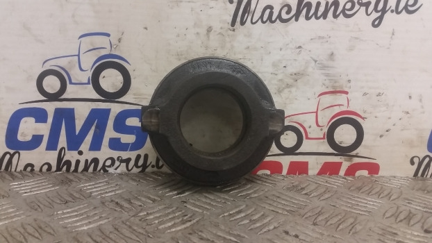New Holland Tm Fiat F Series F100 - F130 Clutch Release Bearing 5149611 - Clutch and parts for Agricultural machinery: picture 1 New Holland Tm Fiat F Series F100 - F130 Clutch Release Bearing 5149611 - Clutch and parts for Agricultural machinery: picture 1