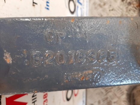 New Holland Tm Series Tm120 Weight Support Carrier 82016365, 82016366, 82030411 - Counterweight for Farm tractor: picture 4 New Holland Tm Series Tm120 Weight Support Carrier 82016365, 82016366, 82030411 - Counterweight for Farm tractor: picture 4