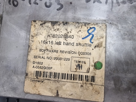 New Holland Ts90, Ts100, Ts110, Ts115 Transmission Control Ecu 82026640 - ECU: picture 3 New Holland Ts90, Ts100, Ts110, Ts115 Transmission Control Ecu 82026640 - ECU: picture 3