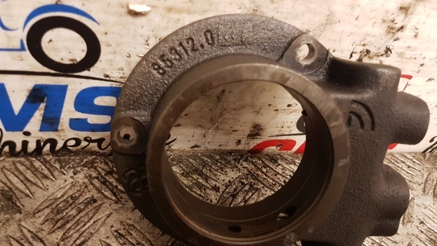 Same Rubin 120, 150 Iron, Silver, Titan Transmission Oil Flange 0.008.5312.4 - Transmission for Farm tractor: picture 2 Same Rubin 120, 150 Iron, Silver, Titan Transmission Oil Flange 0.008.5312.4 - Transmission for Farm tractor: picture 2
