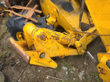 Jcb 530-105 Stabiliser Leg Complete Rhs 161/00320, 561/60052, 561/60152 - Spare parts for Material handling equipment: picture 4 Jcb 530-105 Stabiliser Leg Complete Rhs 161/00320, 561/60052, 561/60152 - Spare parts for Material handling equipment: picture 4