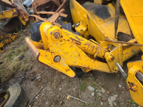 Jcb 530-105 Stabiliser Leg Complete Rhs 161/00320, 561/60052, 561/60152 - Spare parts for Material handling equipment: picture 2 Jcb 530-105 Stabiliser Leg Complete Rhs 161/00320, 561/60052, 561/60152 - Spare parts for Material handling equipment: picture 2