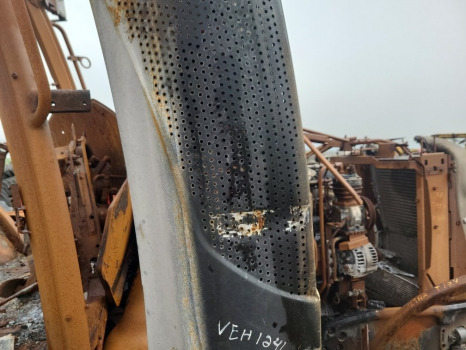 Valtra T174ea Engine Exhaust Stack Pipe Acv016170c, Acv0199870 - Engine and parts for Agricultural machinery: picture 4 Valtra T174ea Engine Exhaust Stack Pipe Acv016170c, Acv0199870 - Engine and parts for Agricultural machinery: picture 4