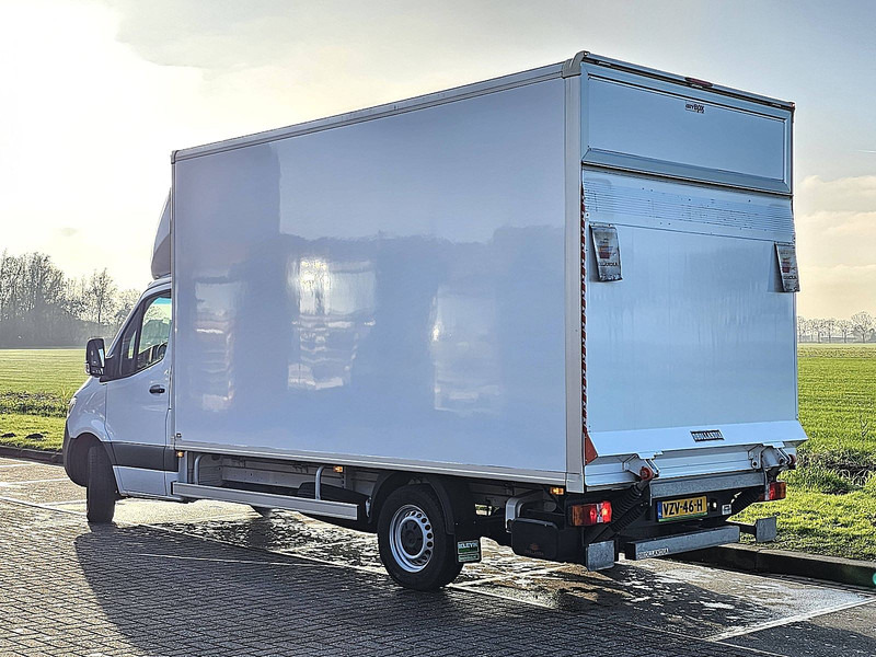 Mercedes-Benz Sprinter 317 - Closed box van: picture 5 Mercedes-Benz Sprinter 317 - Closed box van: picture 5