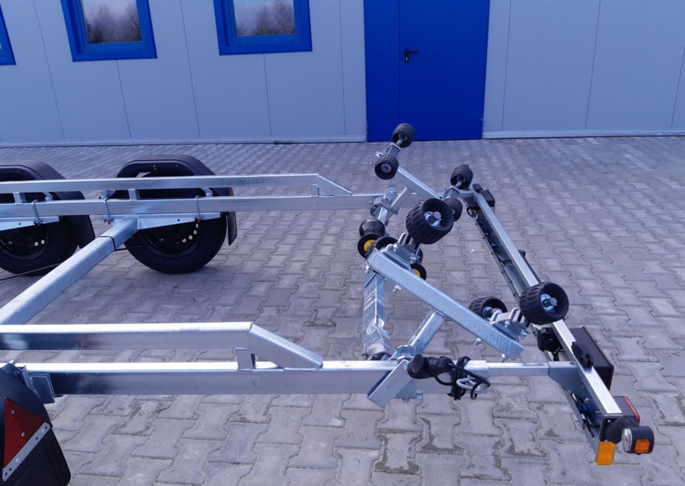 BRENDERUP 242500 TB SR | 2500 kg / 720 x 220 cm - Boat trailer: picture 5 BRENDERUP 242500 TB SR | 2500 kg / 720 x 220 cm - Boat trailer: picture 5