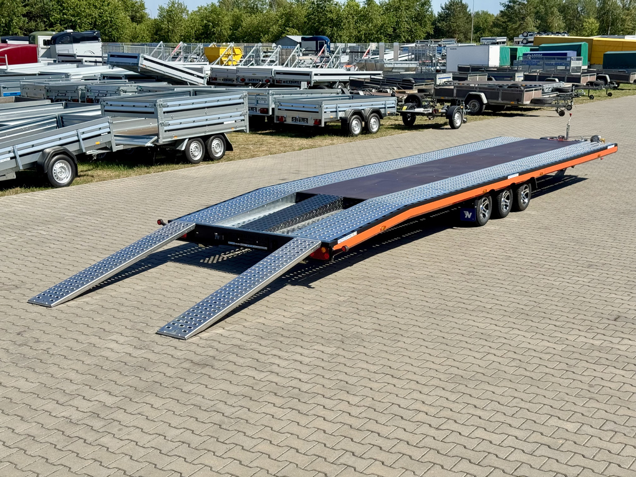 NIEWIADÓW Indiana Premium Color 850 x 210 cm | 3500 kg - Autotransporter trailer: picture 2 NIEWIADÓW Indiana Premium Color 850 x 210 cm | 3500 kg - Autotransporter trailer: picture 2
